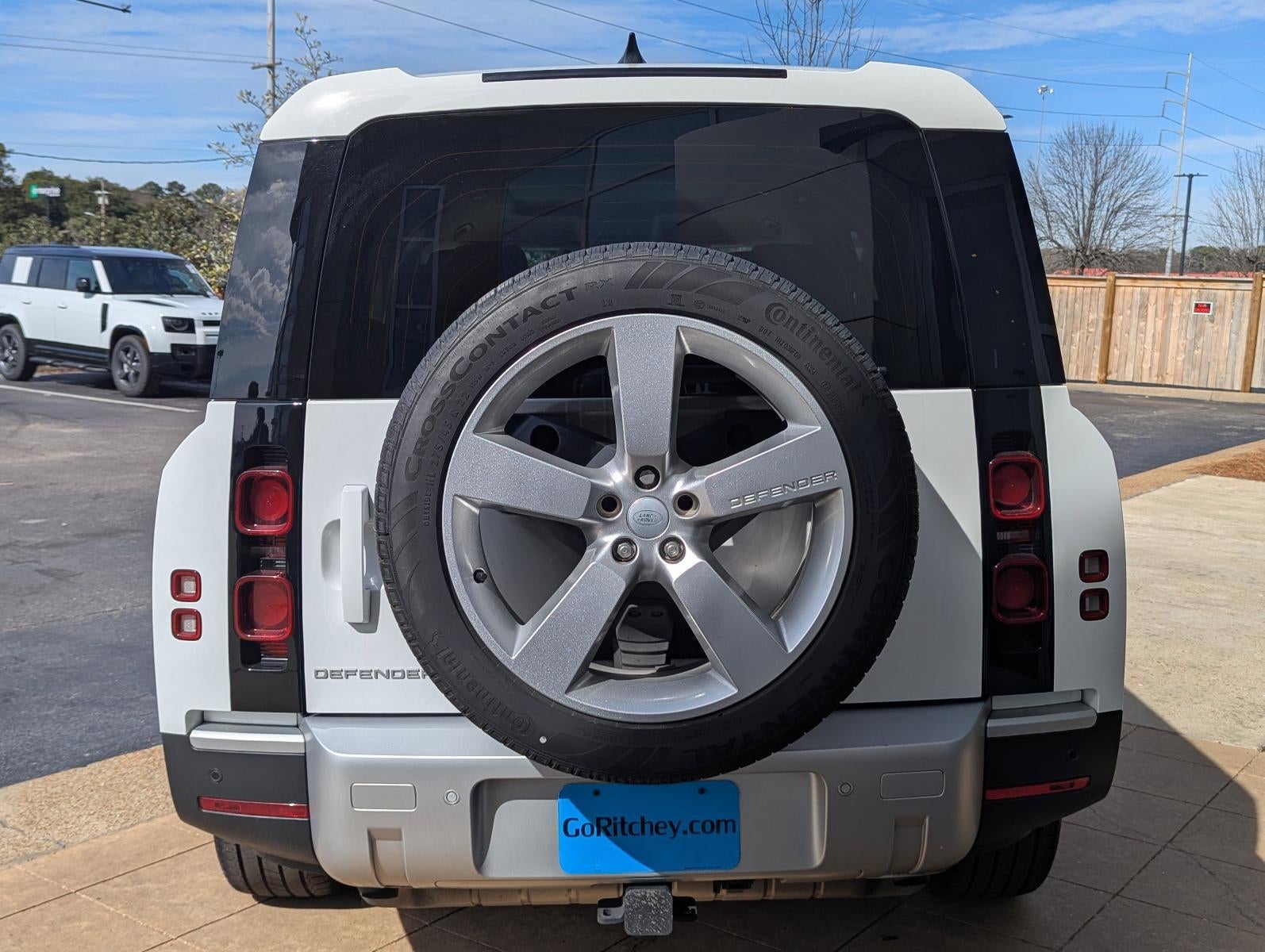 2024 Land Rover Defender 130 P400 S