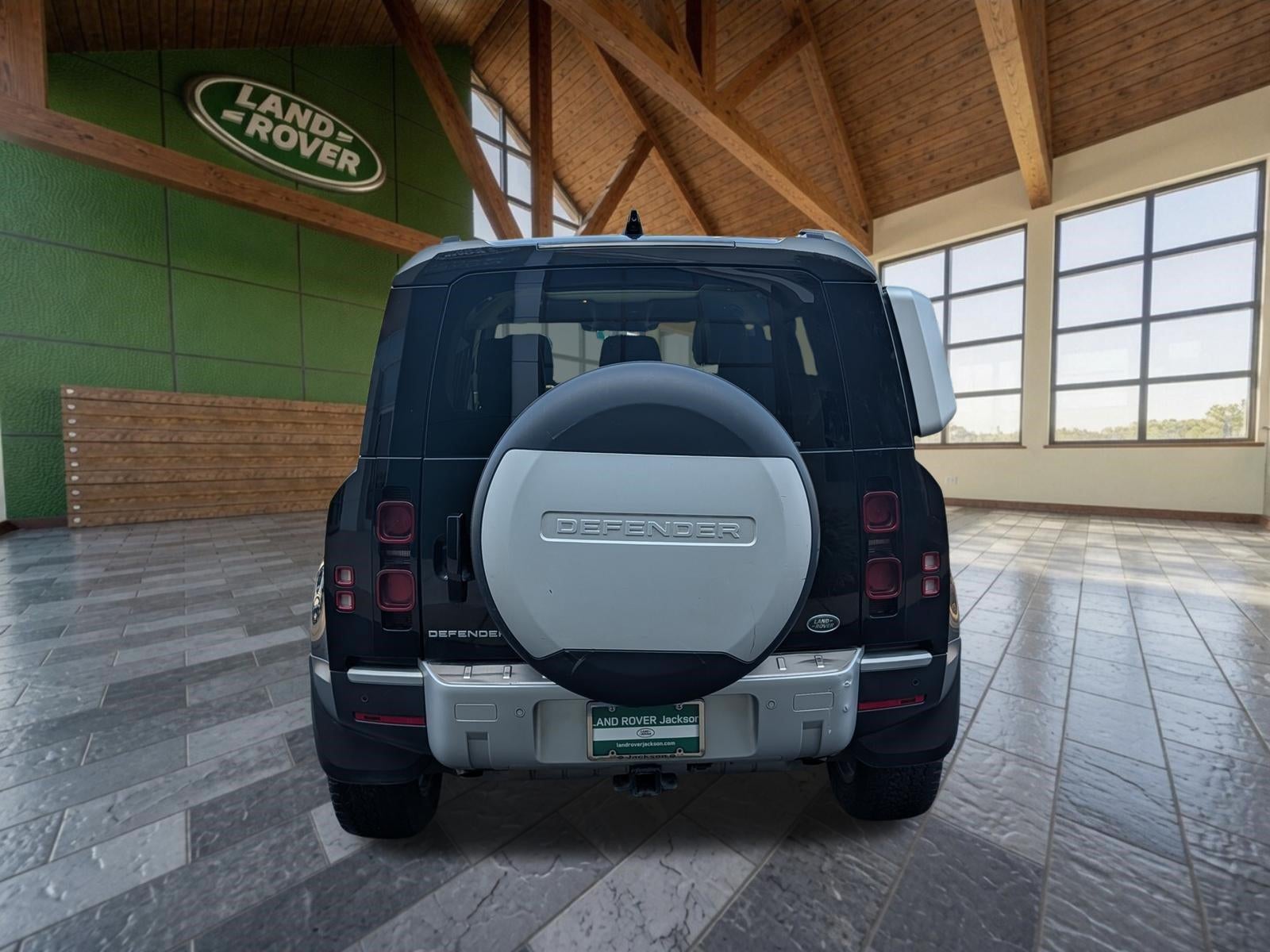 2020 Land Rover Defender 110 SE AWD