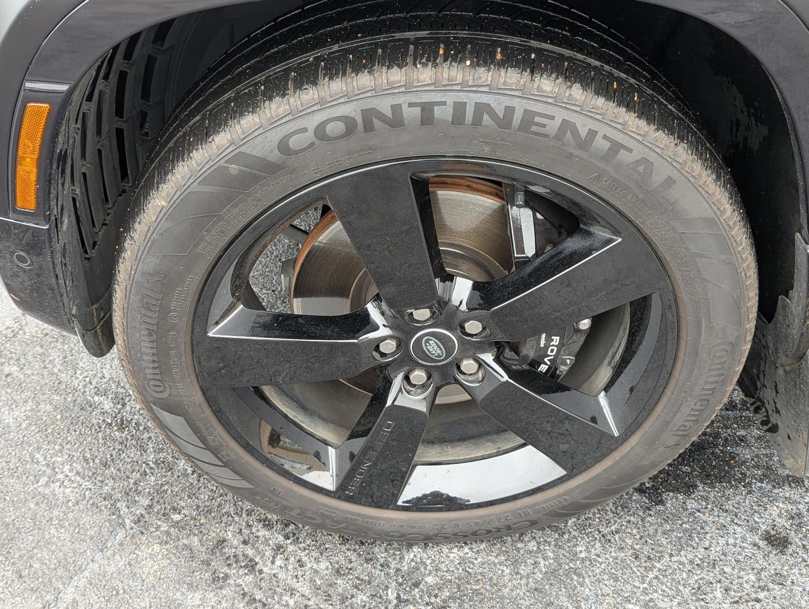 2025 Land Rover Defender 130 P500 V8