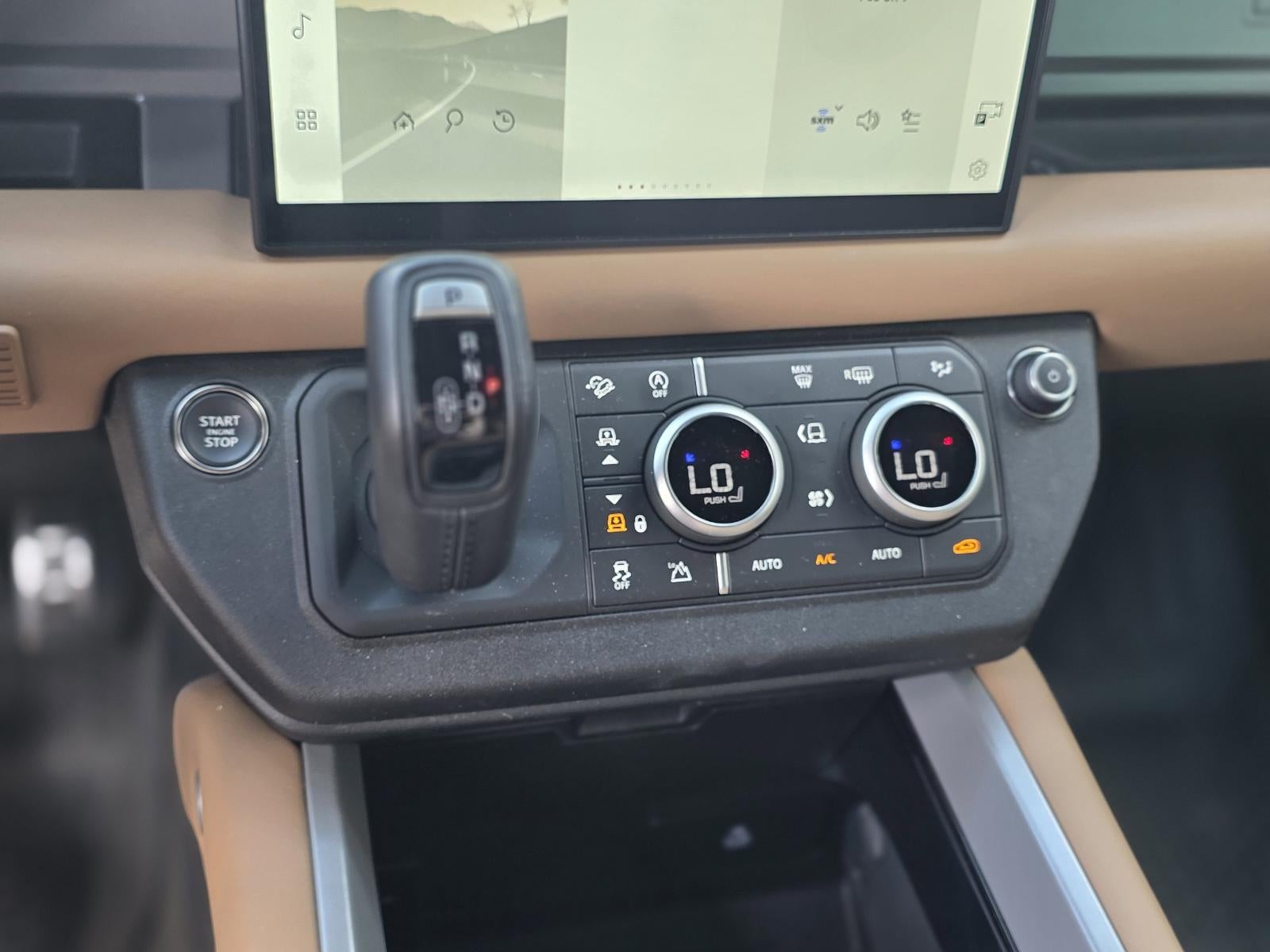 2025 Land Rover Defender 110 P400 X