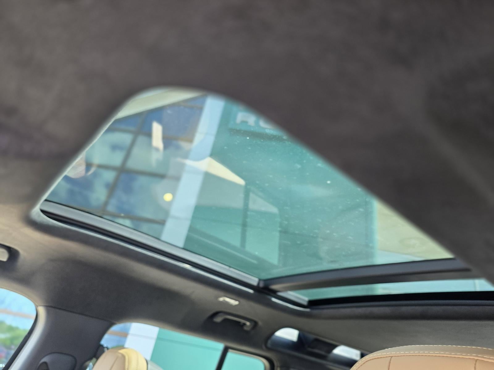 2025 Land Rover Defender 110 P400 X