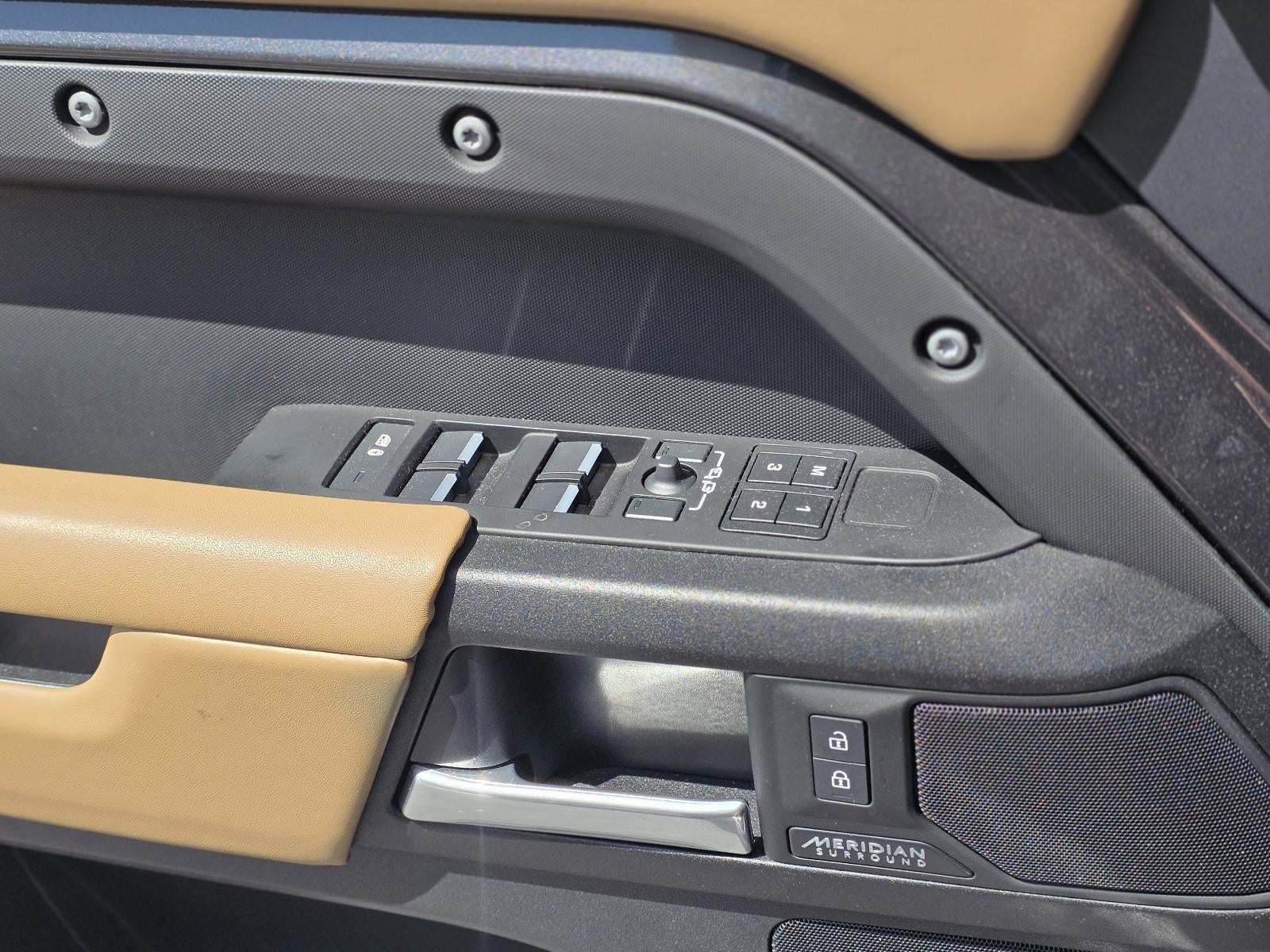 2025 Land Rover Defender 110 P400 X