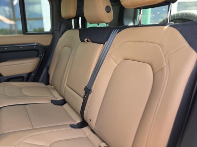2025 Land Rover Defender 110 P400 X