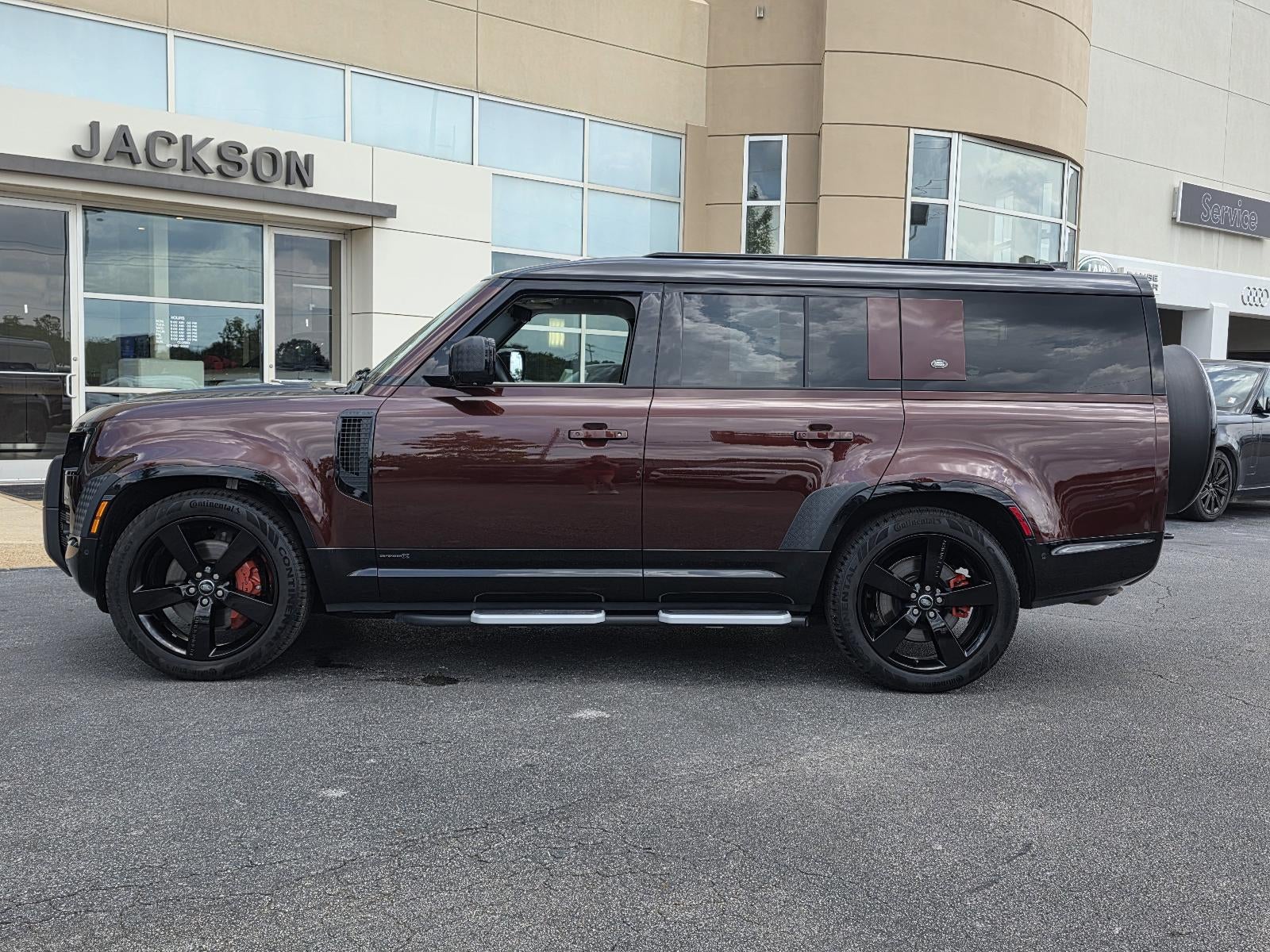 2024 Land Rover Defender 130 P400 X
