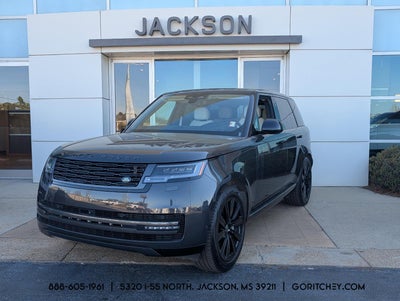 2025 Land Rover Range Rover P550e SE SWB