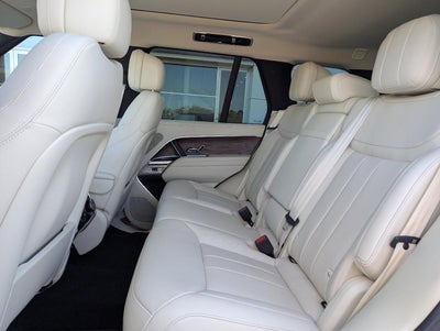 2025 Land Rover Range Rover P550e SE SWB