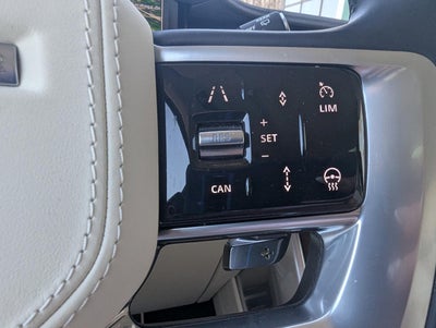 2025 Land Rover Range Rover P550e SE SWB