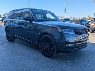 2025 Land Rover Range Rover P550e SE SWB