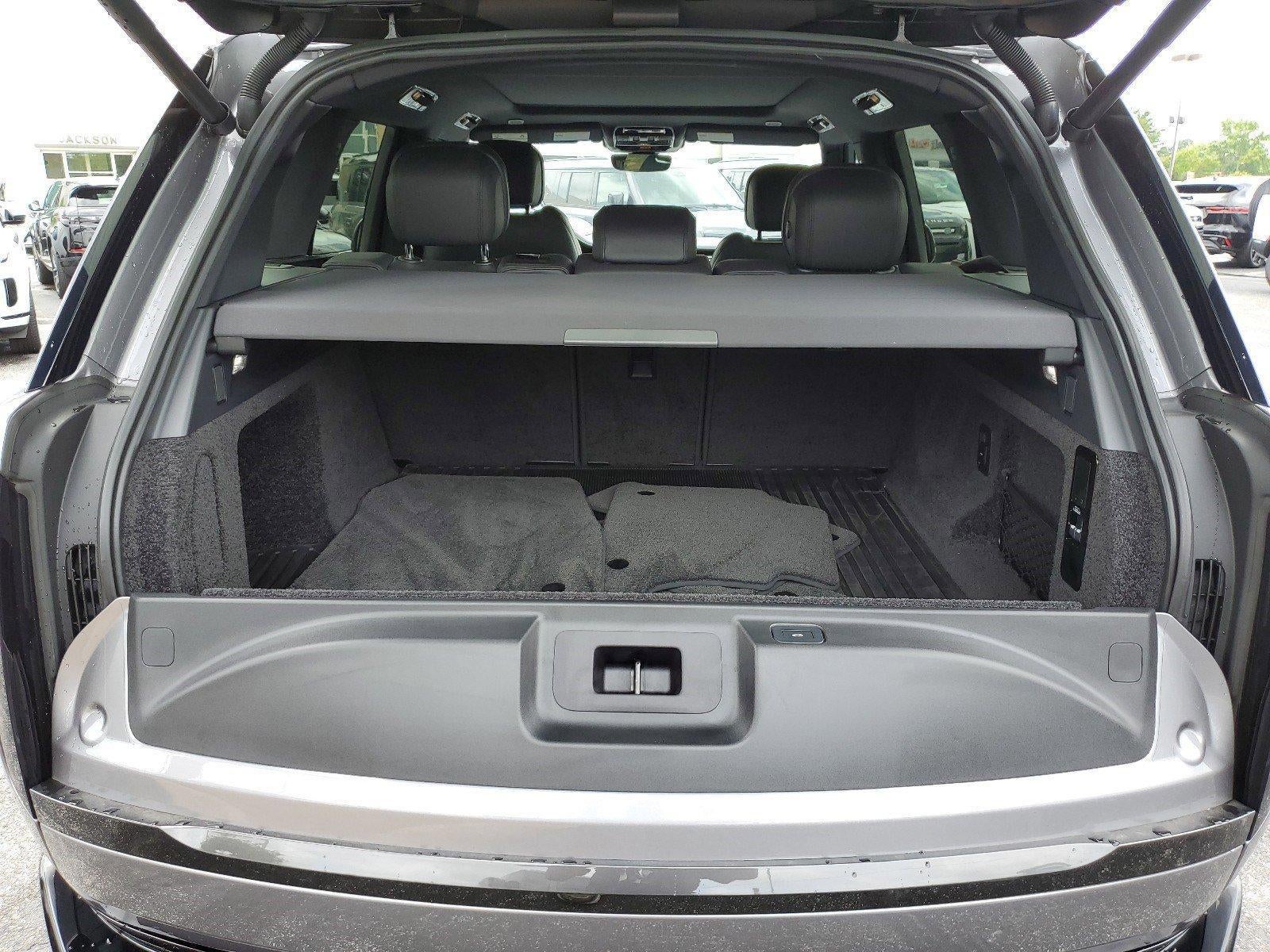 2023 Land Rover Range Rover P400 SE SWB