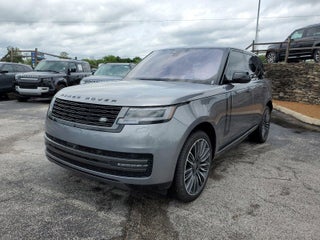 2023 Land Rover Range Rover P400 SE SWB