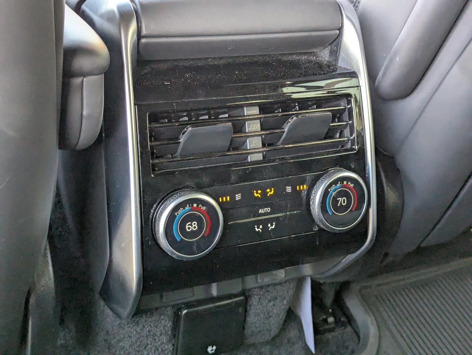 2023 Land Rover Range Rover P530 SE LWB 7 Seat