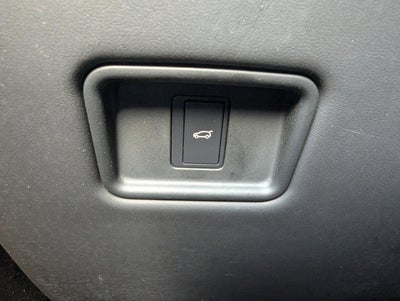 2023 Land Rover Range Rover P530 SE LWB 7 Seat