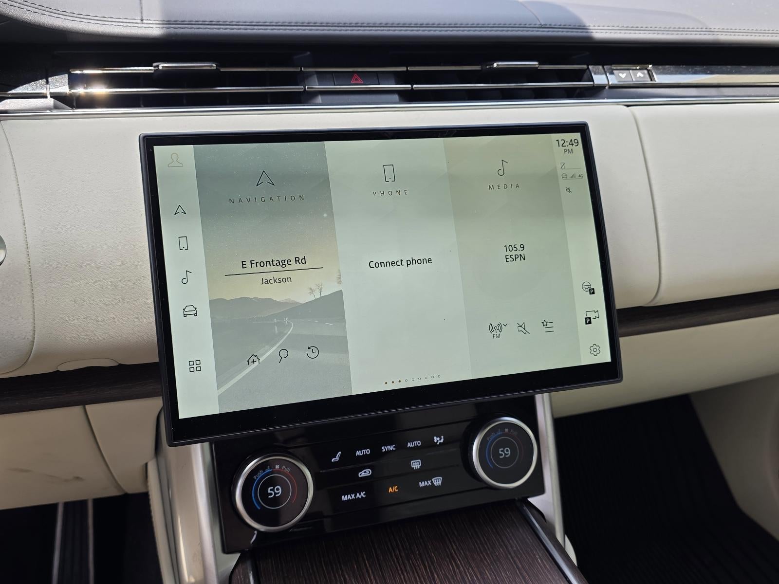 2023 Land Rover Range Rover P400 SE LWB 7 Seat