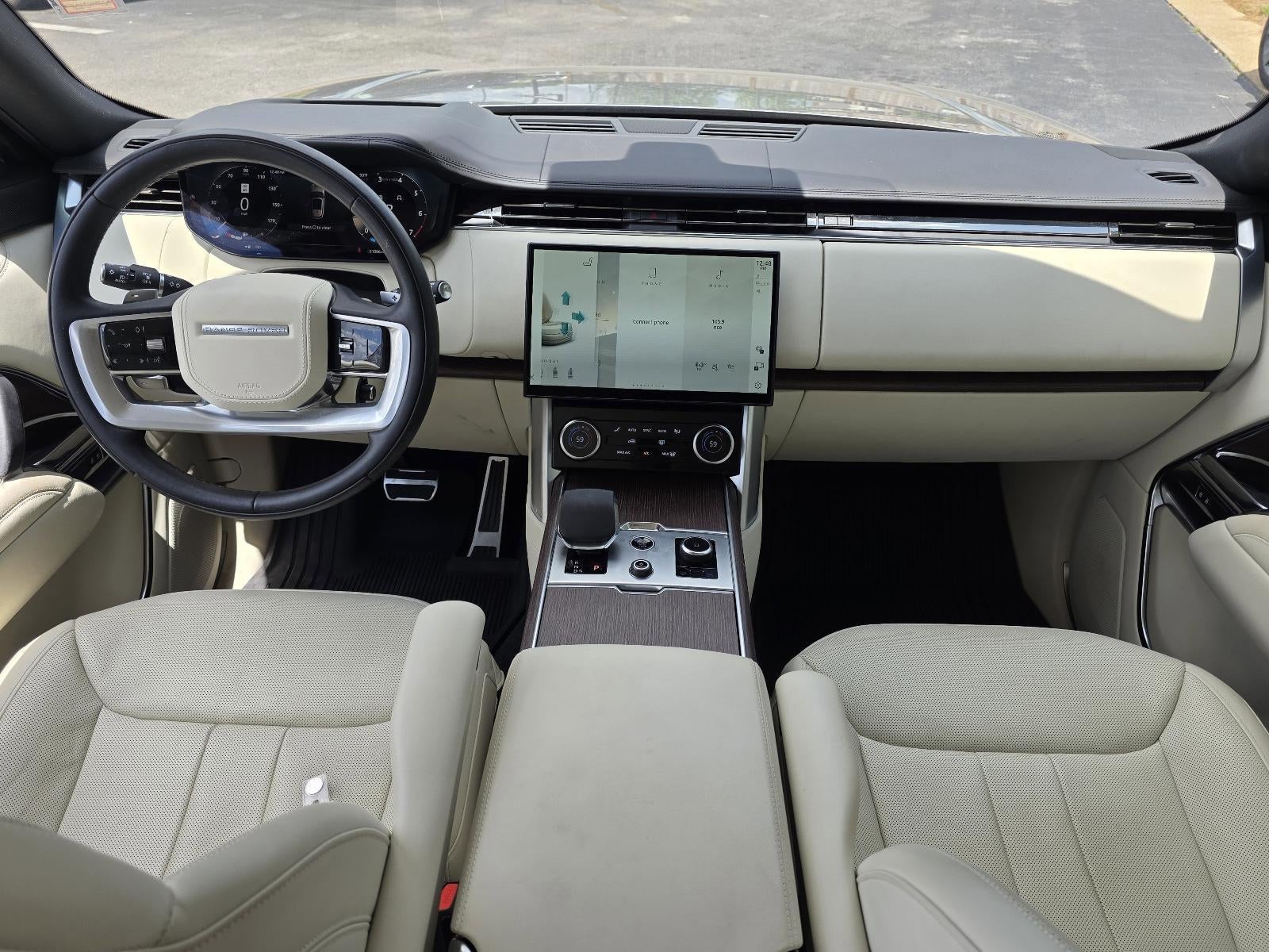2023 Land Rover Range Rover P400 SE LWB 7 Seat