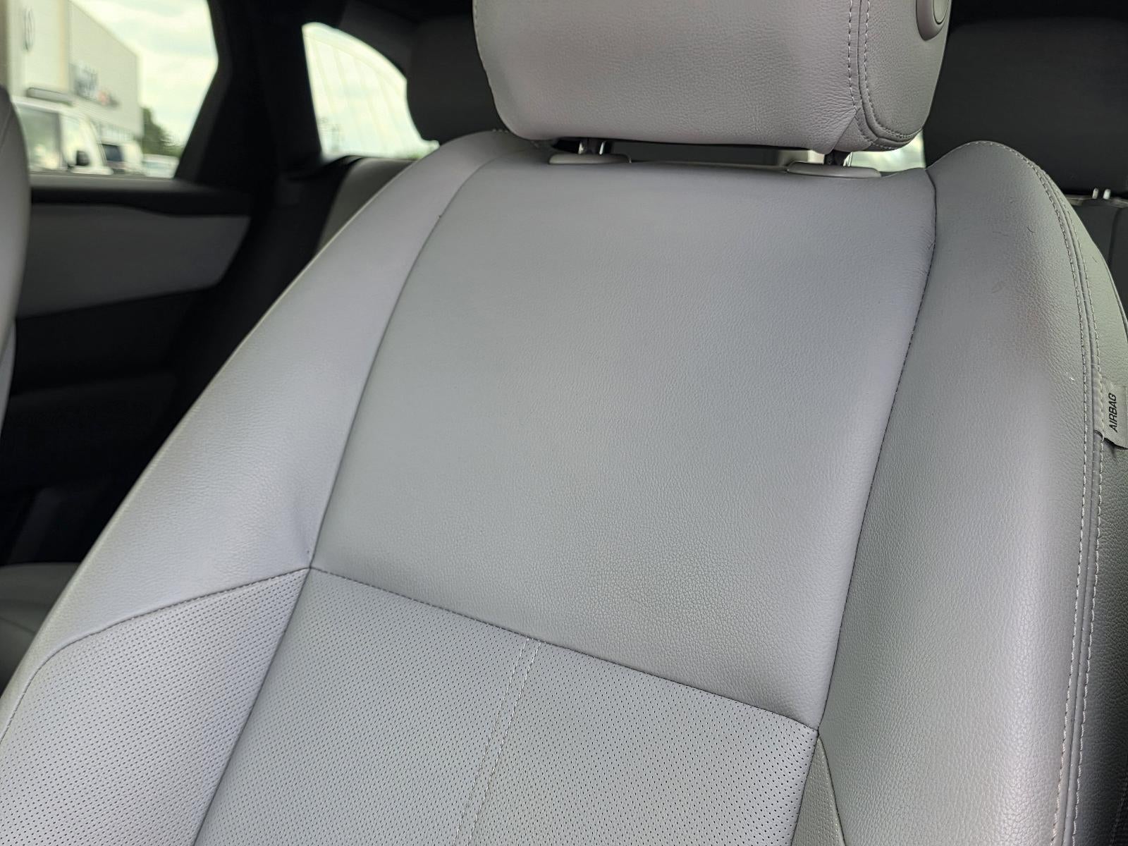 2024 Land Rover Range Rover Velar P250 Dynamic SE