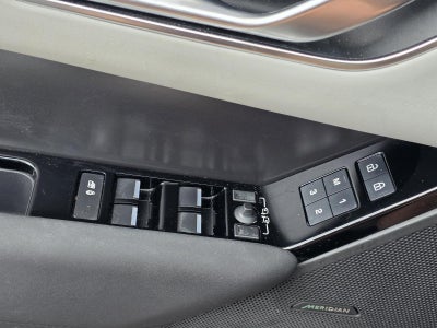2024 Land Rover Range Rover Velar P250 Dynamic SE