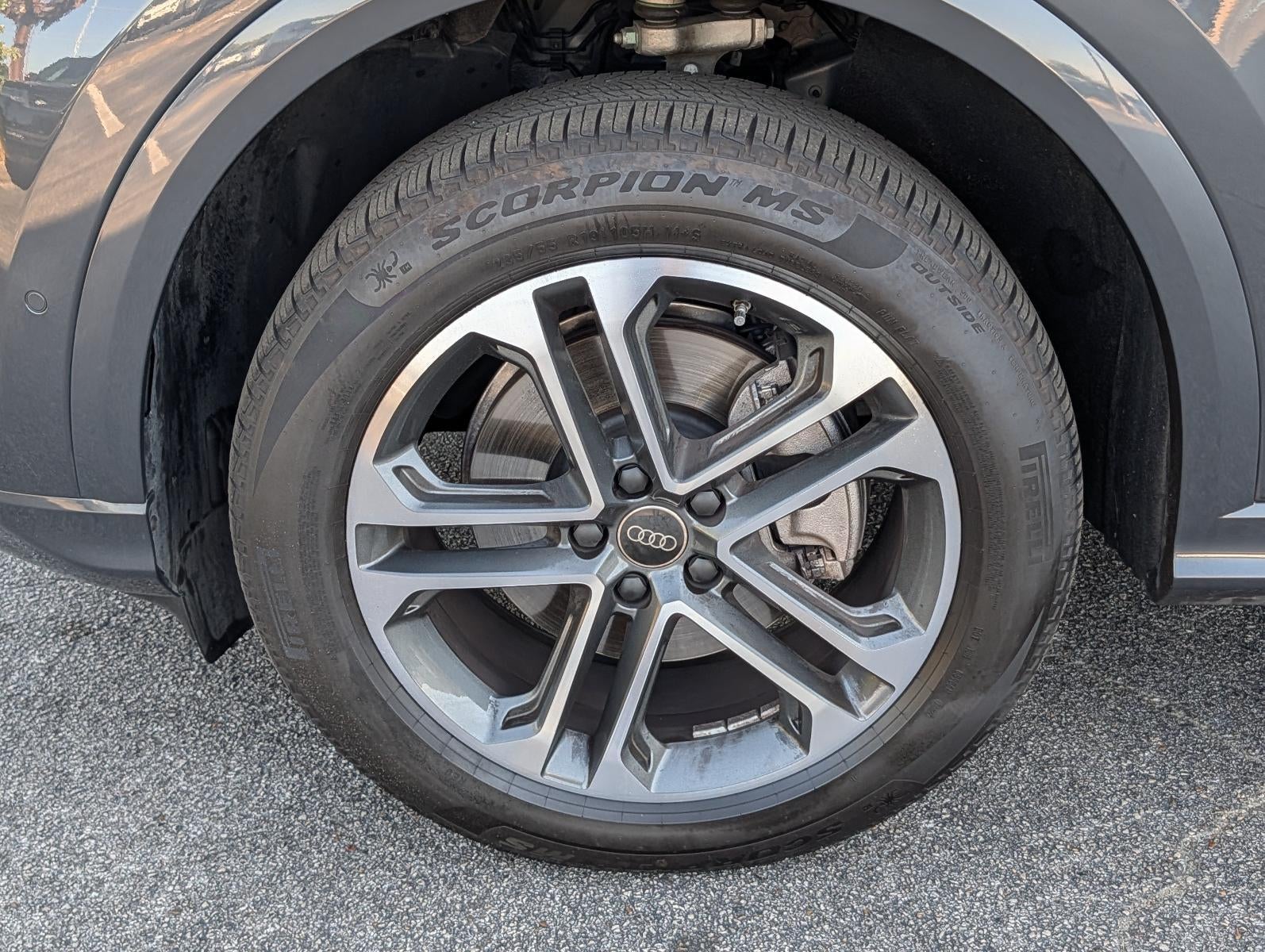 2025 Audi Q5 Premium 2.0 TFSI quattro
