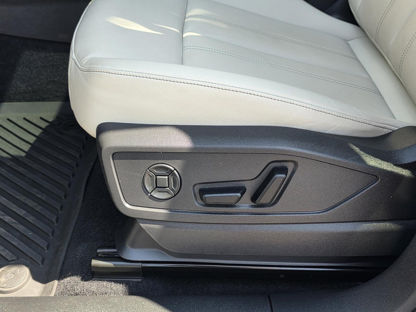 2025 Audi Q5 Premium Plus 2.0 TFSI quattro