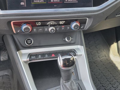 2021 Audi Q3 Premium 40 TFSI quattro