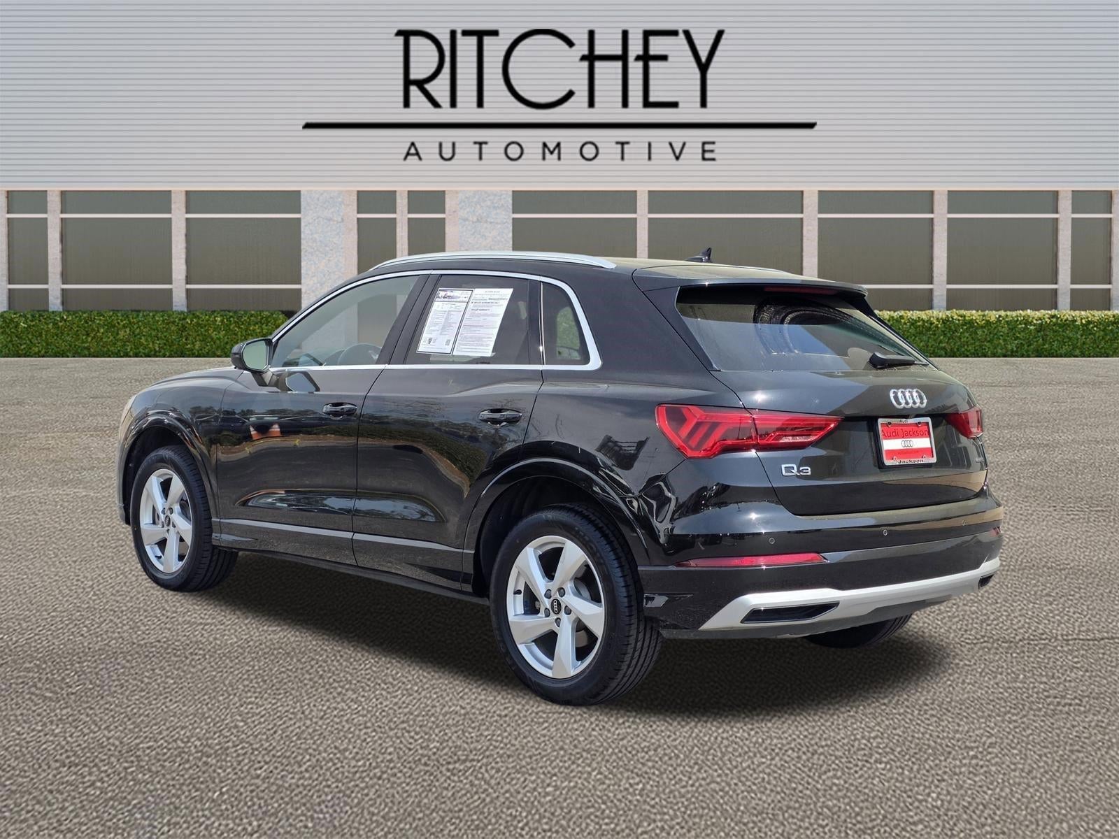 2021 Audi Q3 Premium 40 TFSI quattro