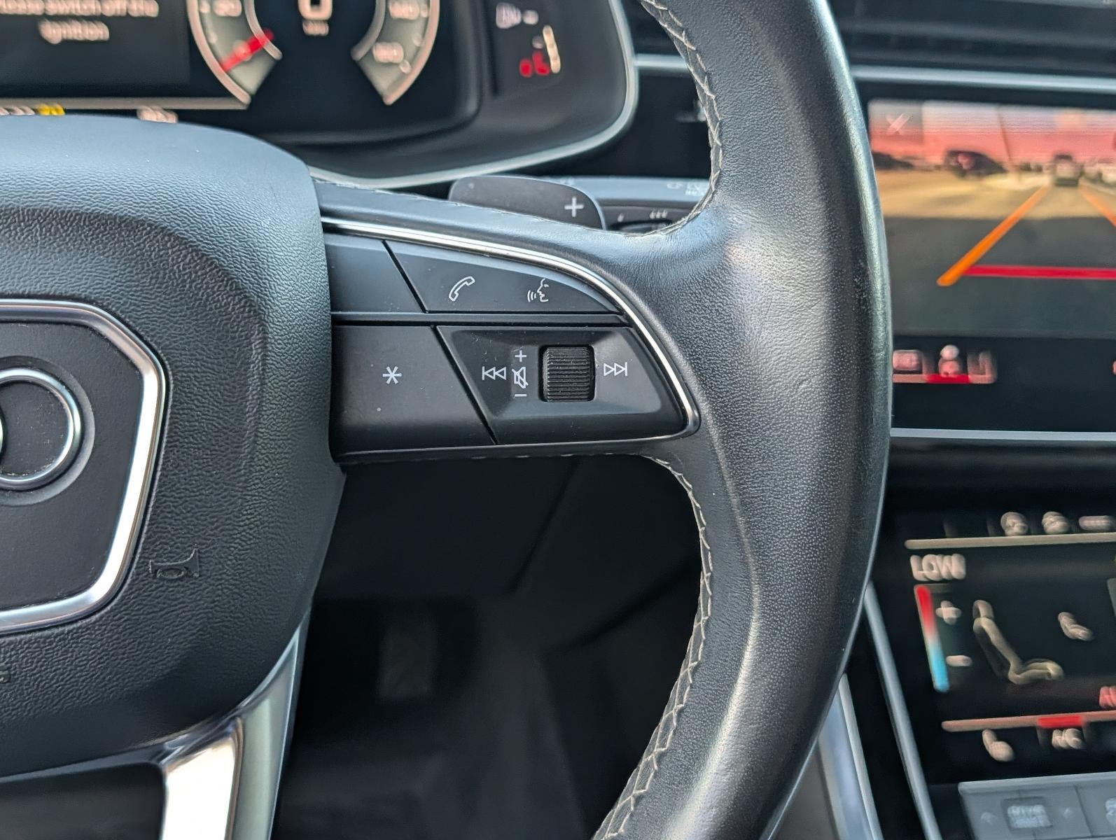 2022 Audi Q8 Premium 55 TFSI quattro