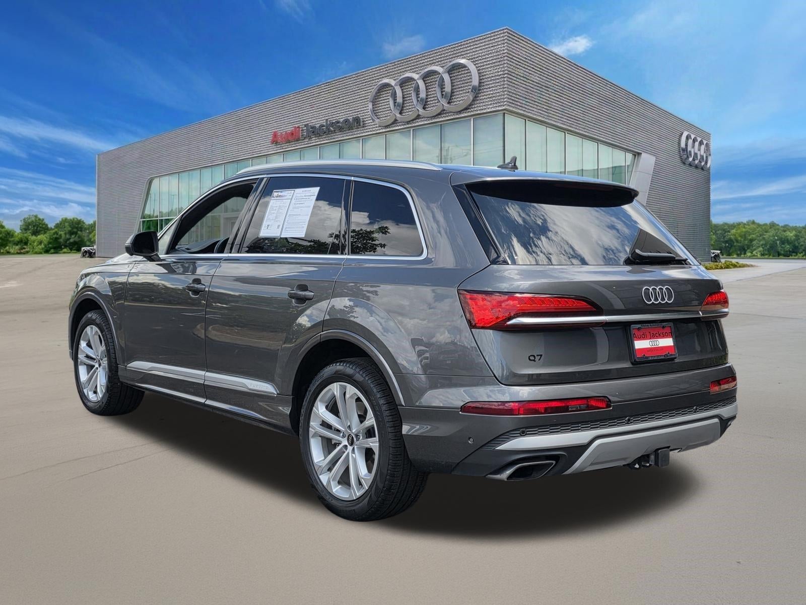 2025 Audi Q7 Premium 55 TFSI quattro