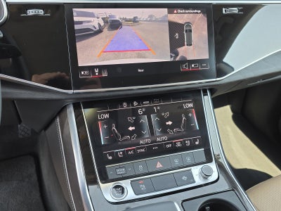 2025 Audi Q8 Premium Plus 55 TFSI quattro