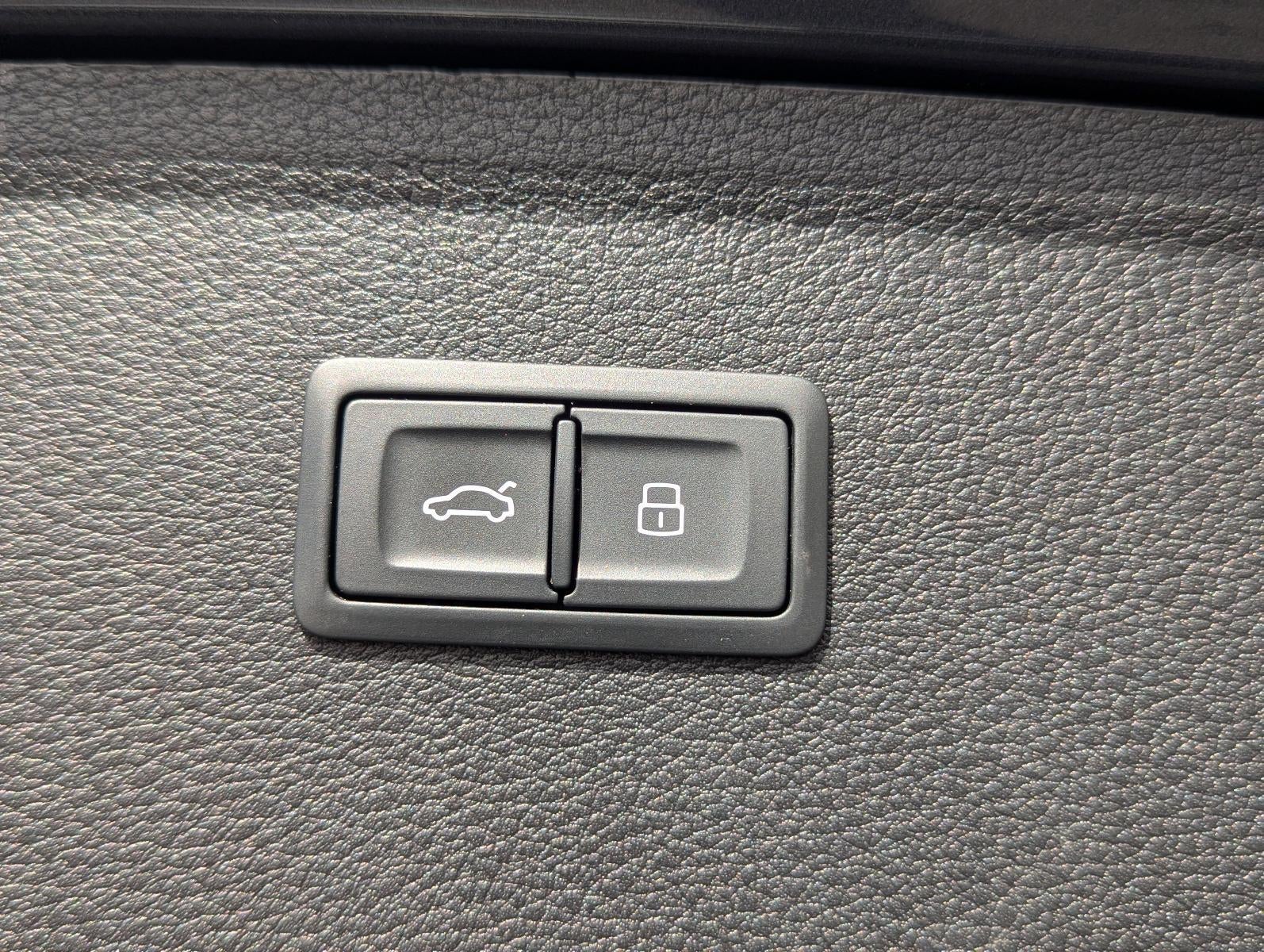 2022 Audi Q5 S line Premium Plus 45 TFSI quattro