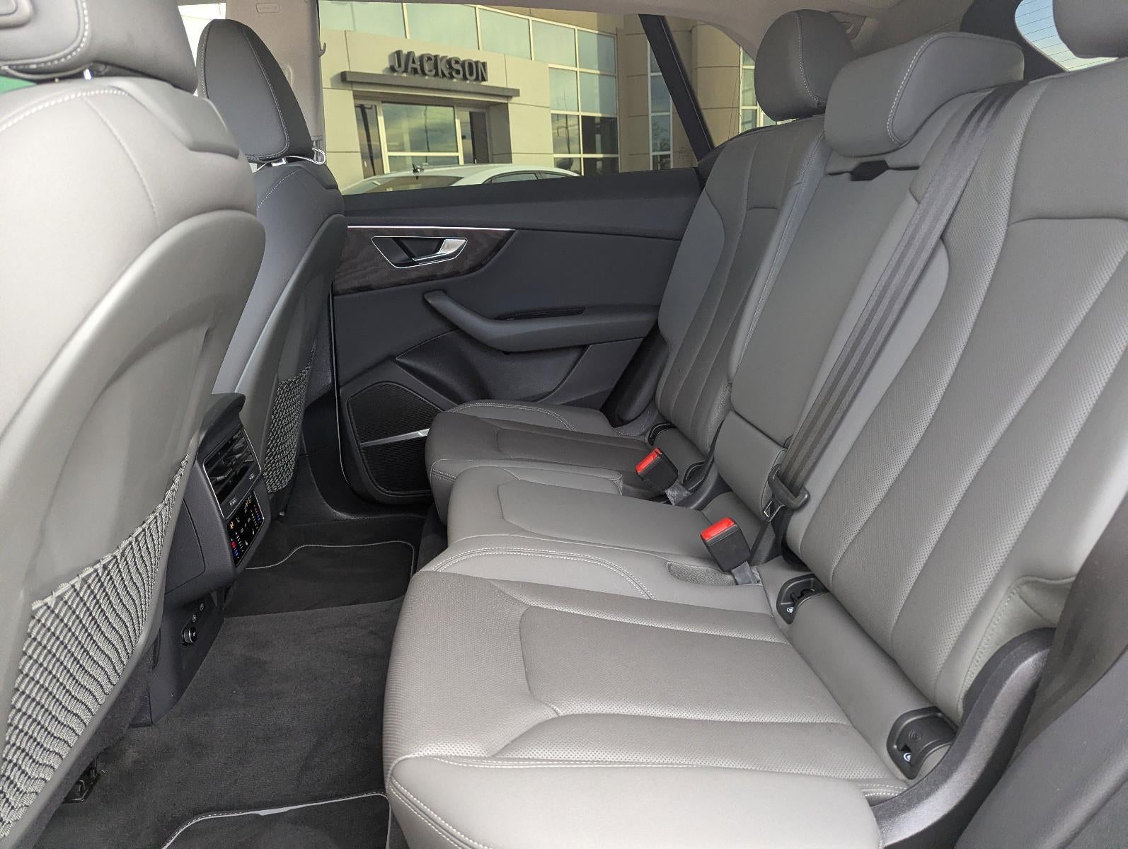 2021 Audi Q8 Premium Plus 55 TFSI quattro