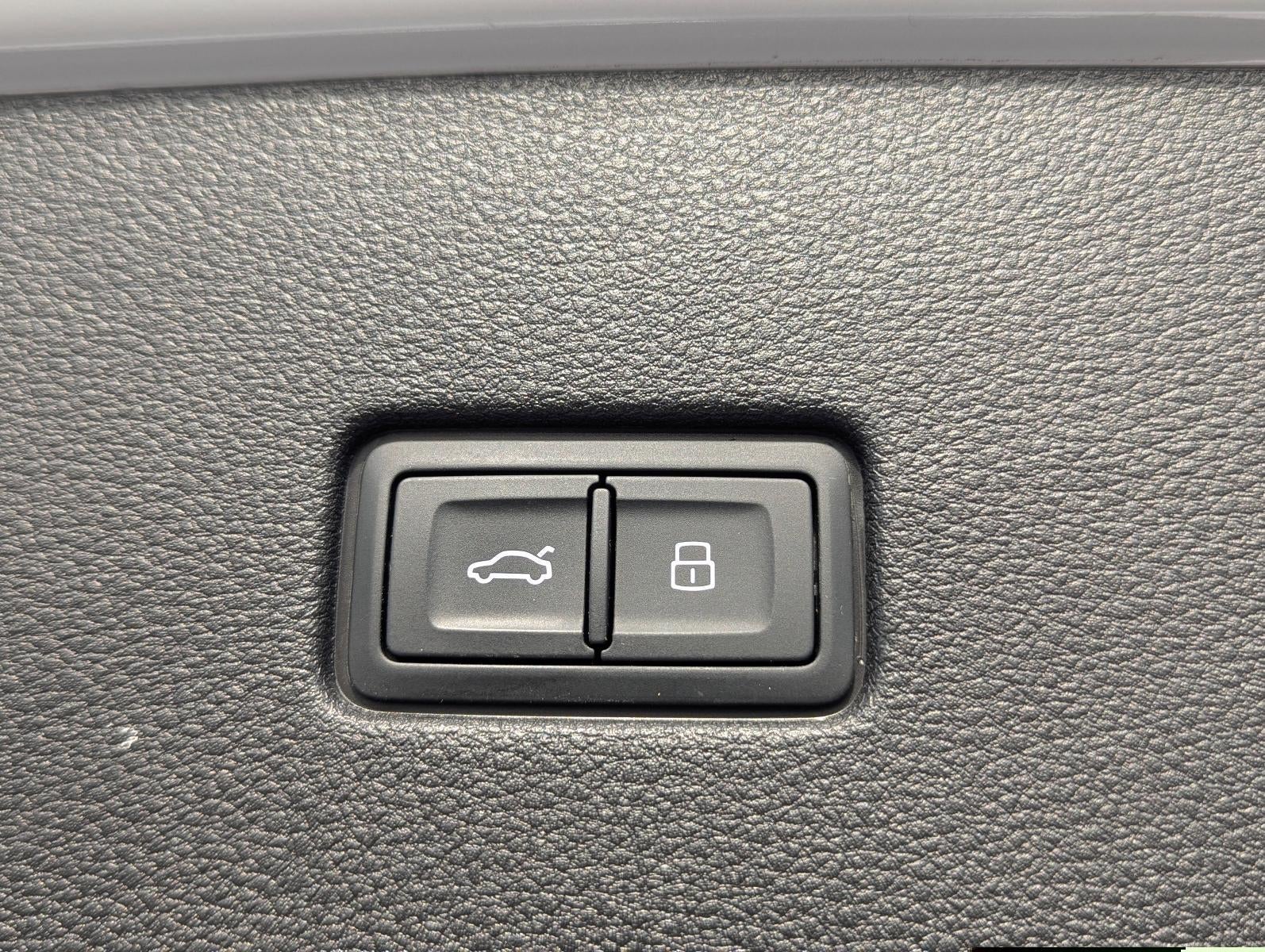 2021 Audi Q8 Premium Plus 55 TFSI quattro