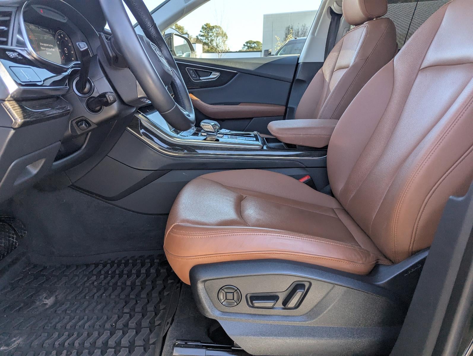 2022 Audi Q8 Prestige 55 TFSI quattro