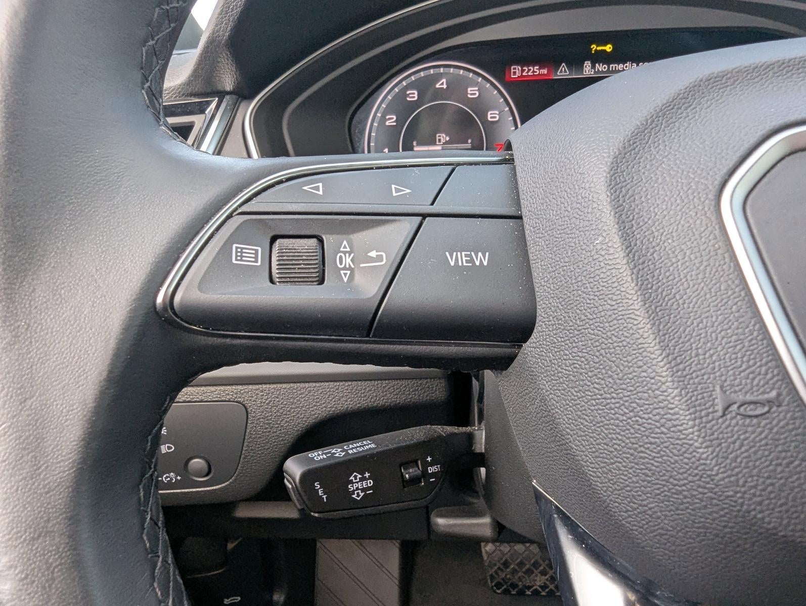 2025 Audi Q5 S line Premium 45 TFSI quattro