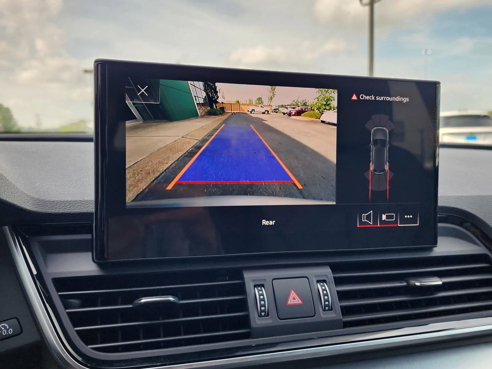 2025 Audi Q5 S line Premium 45 TFSI quattro