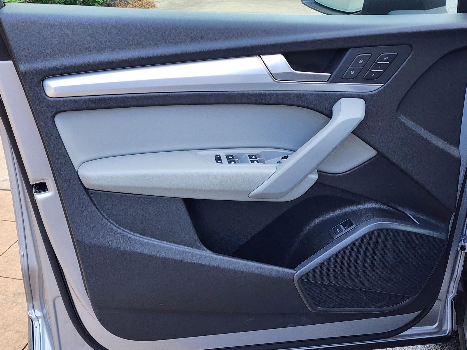 2025 Audi Q5 S line Premium 45 TFSI quattro