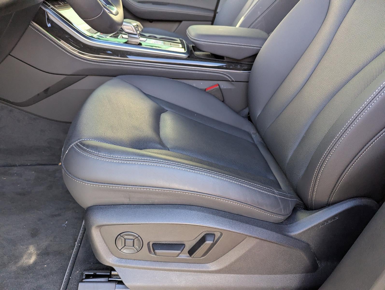 2025 Audi Q7 Premium Plus 55 TFSI quattro