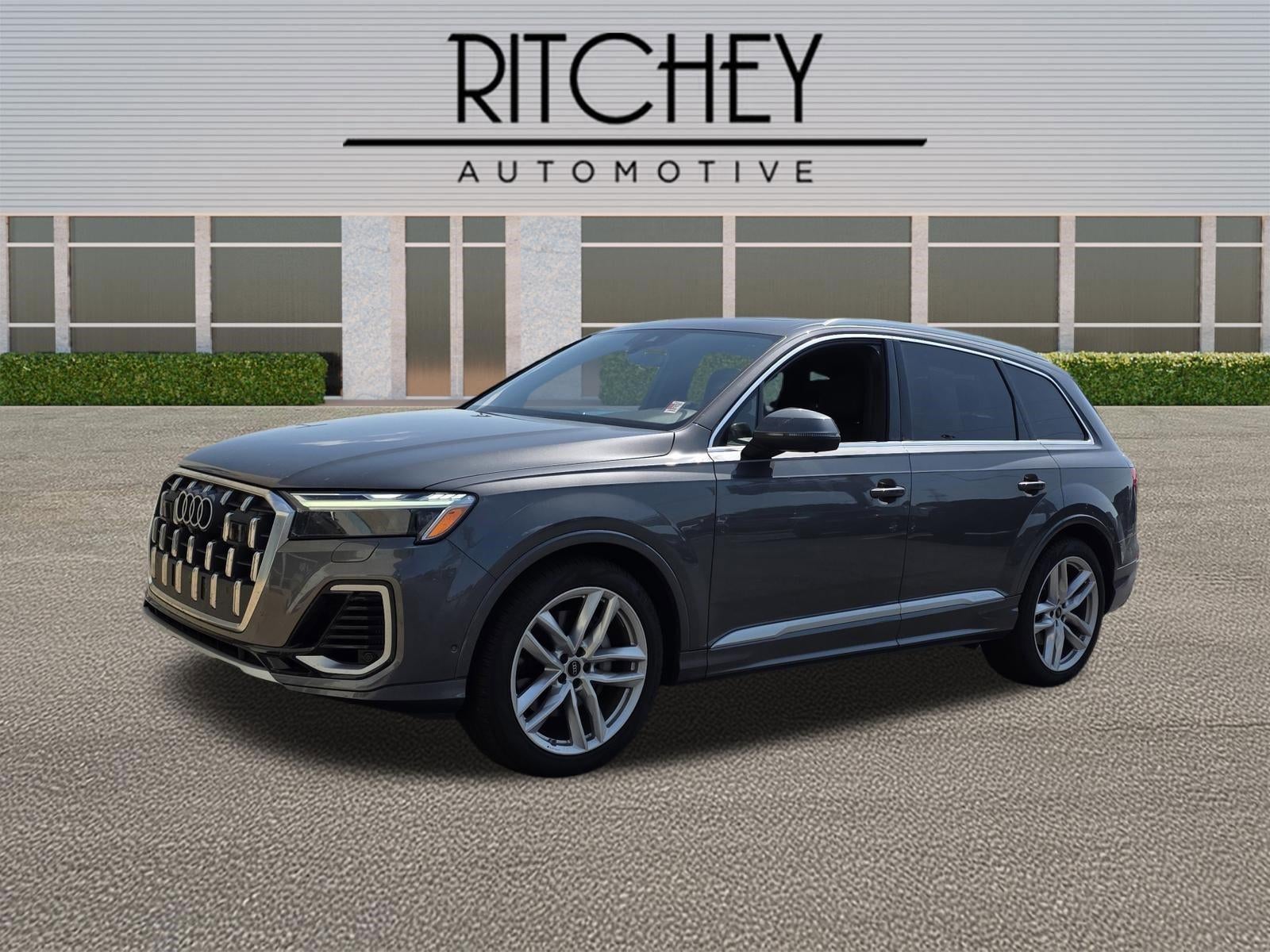2025 Audi Q7 Premium Plus 55 TFSI quattro