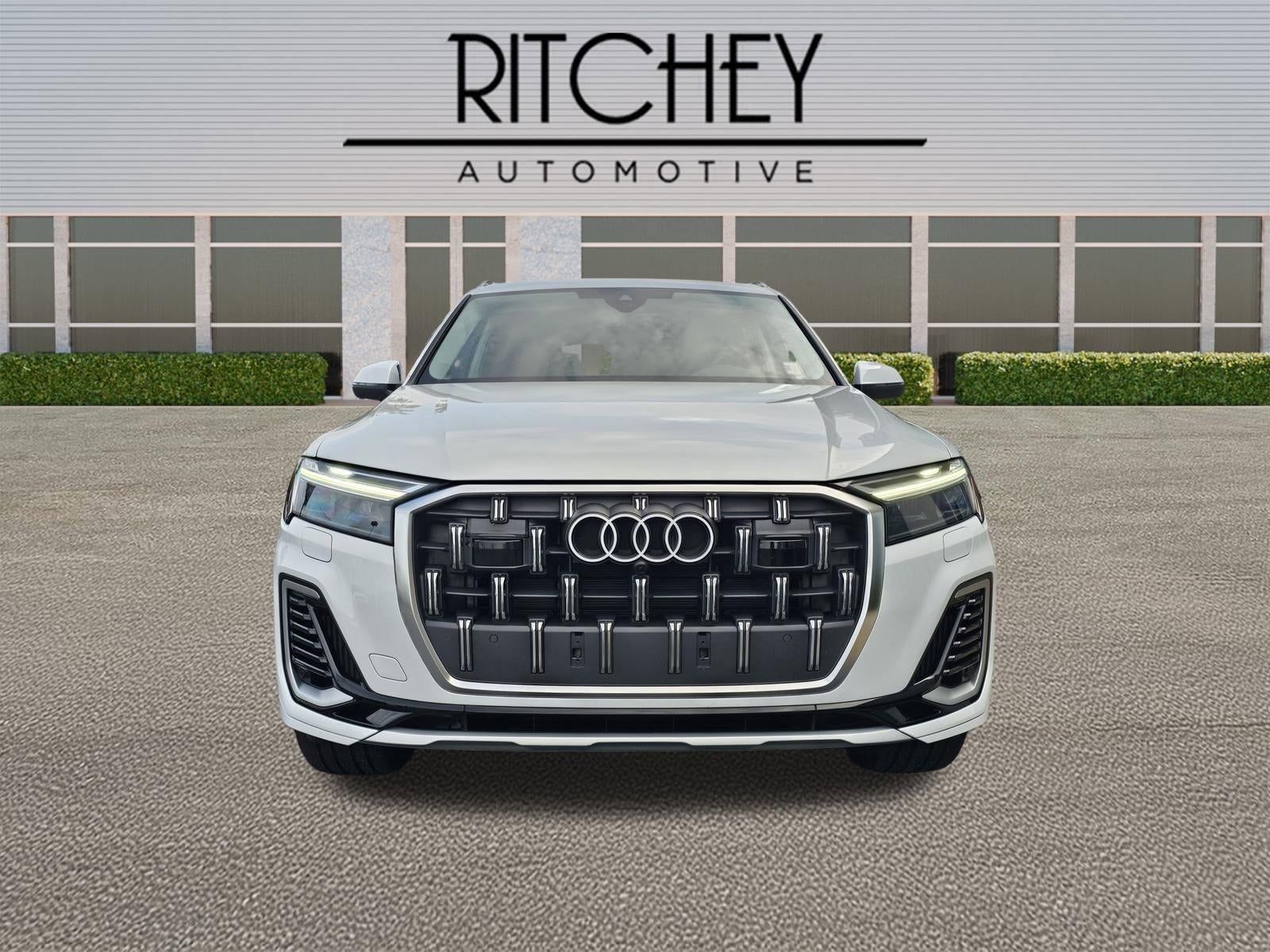 2025 Audi Q7 Premium Plus 55 TFSI quattro