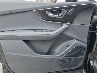 2025 Audi Q7 Premium Plus 55 TFSI quattro