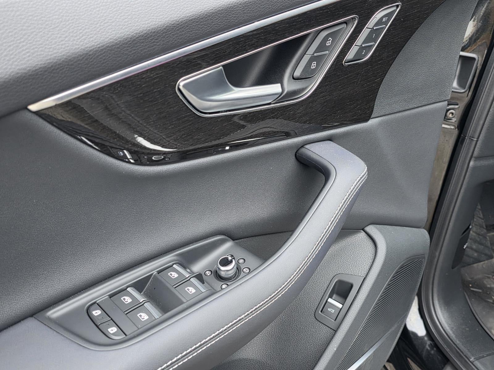 2025 Audi Q7 Premium Plus 55 TFSI quattro