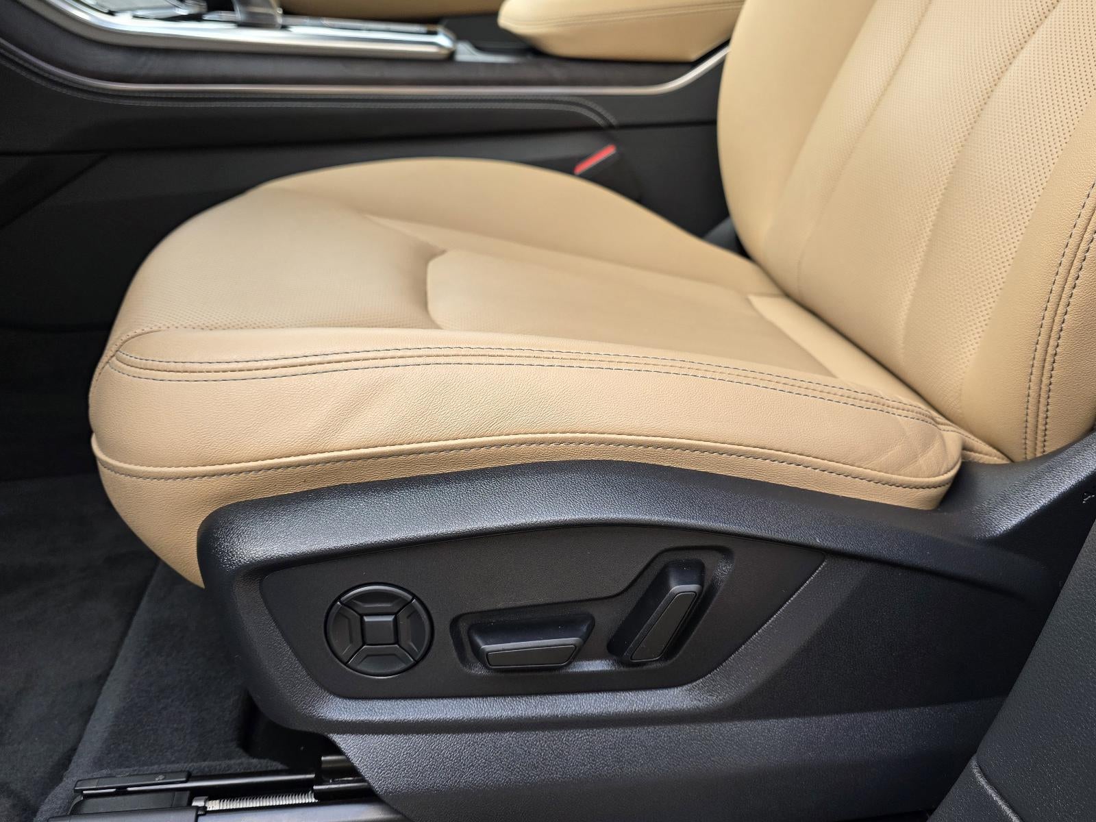 2025 Audi Q7 Premium Plus 55 TFSI quattro