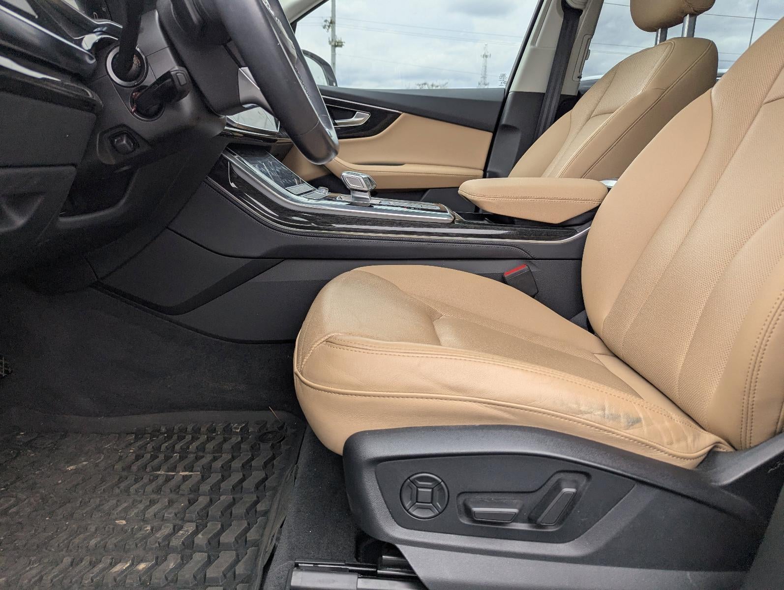 2023 Audi Q7 Premium Plus 55 TFSI quattro