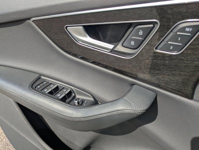 2022 Audi Q7 Premium Plus 55 TFSI quattro