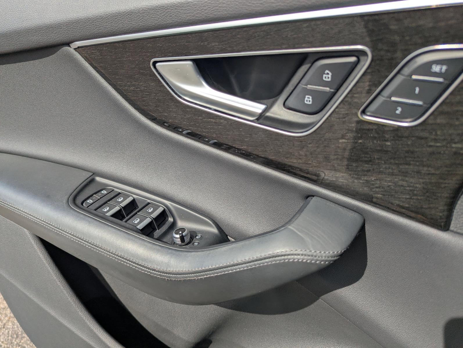 2022 Audi Q7 Premium Plus 55 TFSI quattro