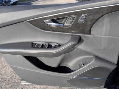 2023 Audi Q7 Premium Plus 55 TFSI quattro