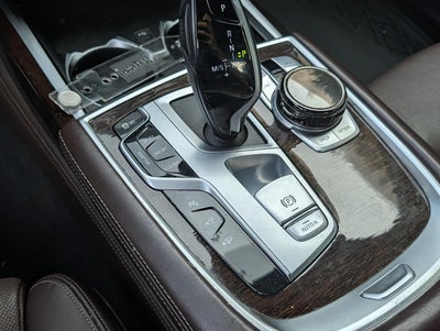 2020 BMW 740i Sedan