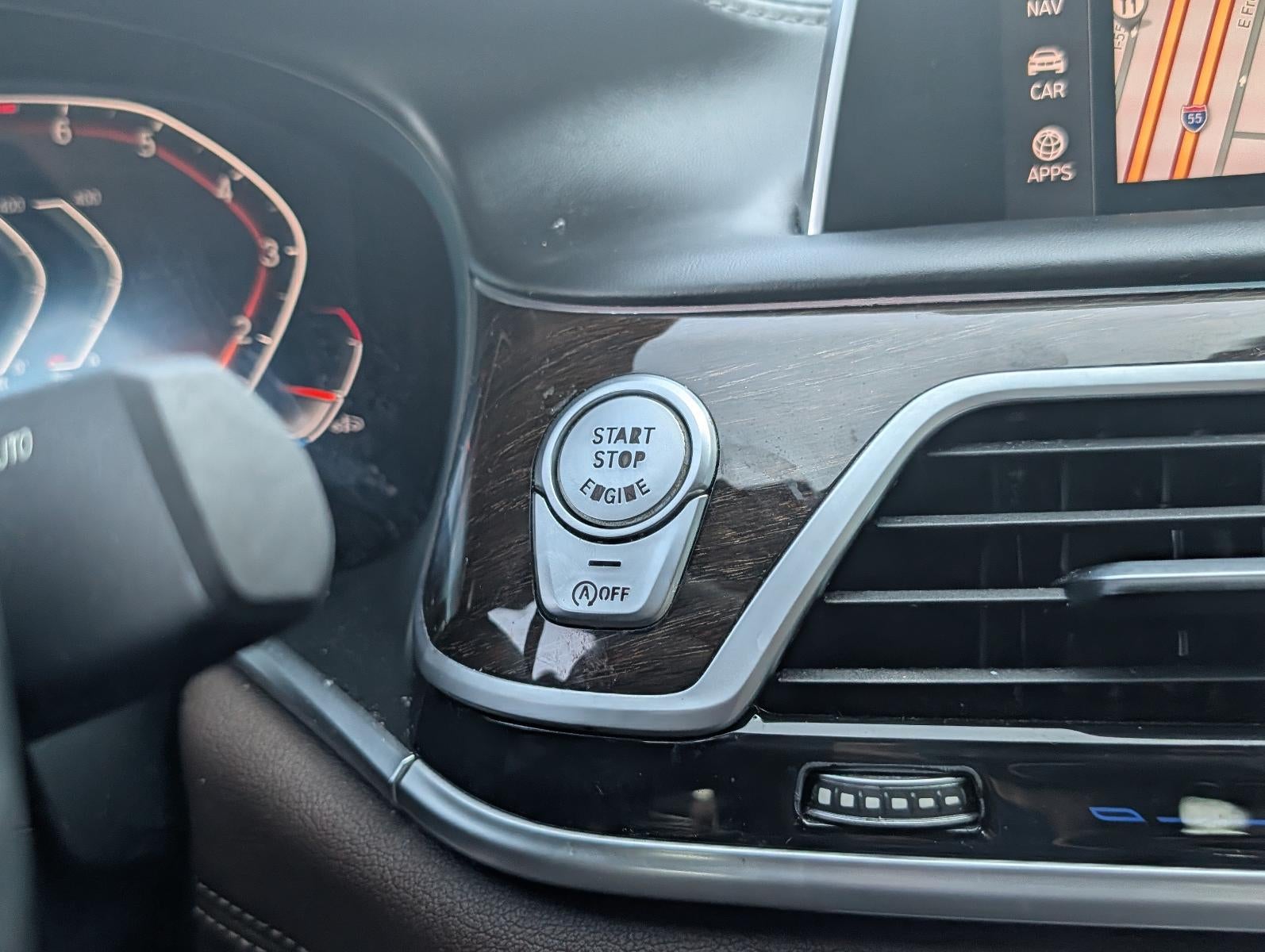 2020 BMW 740i Sedan