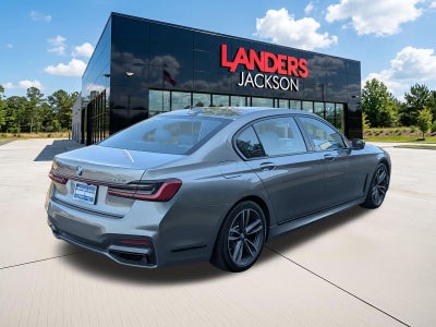 2020 BMW 740i Sedan
