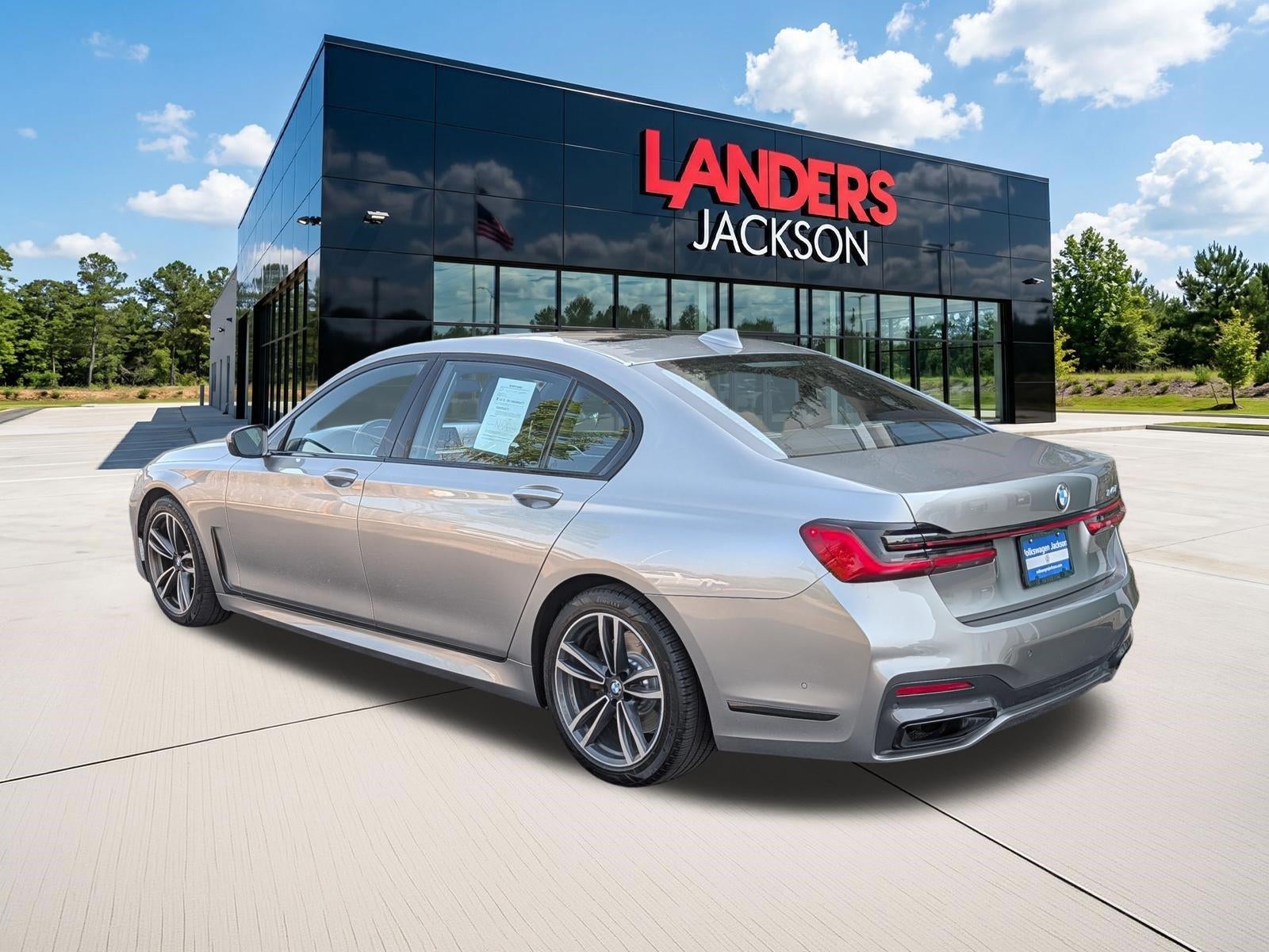 2020 BMW 740i Sedan