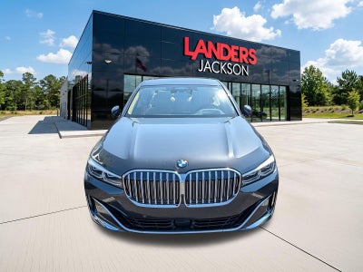 2022 BMW 750i xDrive Sedan