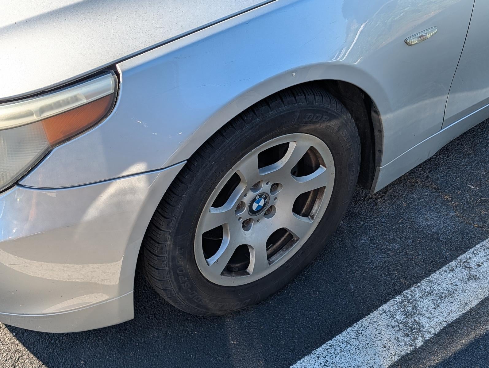 2004 BMW 525i Sedan